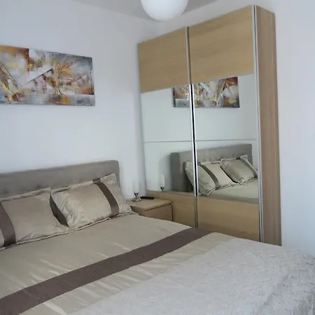 Port Apartman *